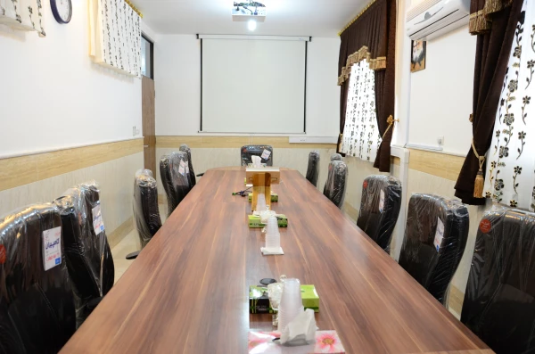 اتاق جلسات پژوهشکده