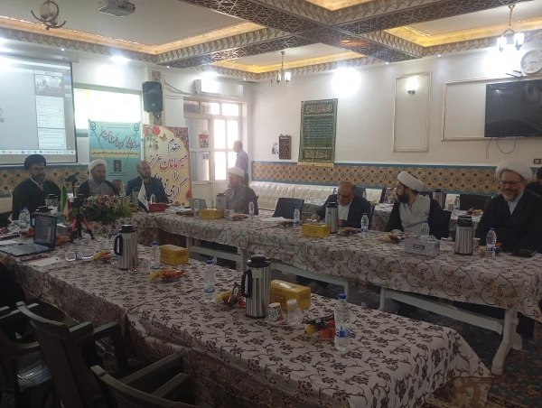 نشست های علمی با موضوع : ارزیابی الگوی چند وجهی نقش معلم با تاکید بر نقد انگاره های معلمی 6